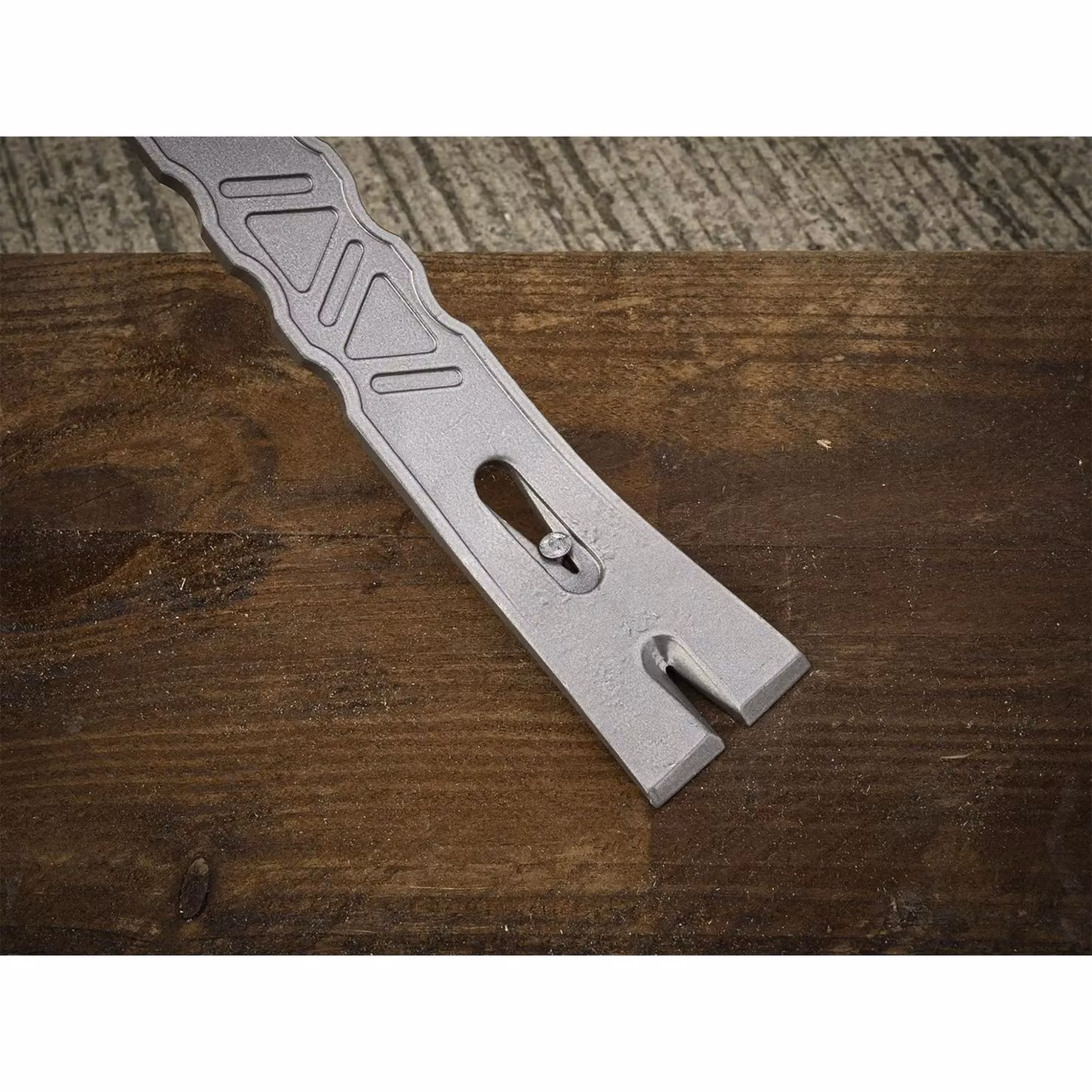 Roughneck Gorilla Pro-grip Steel Utility Bar, Silver and Multicolour, Length: 376 mm – 3