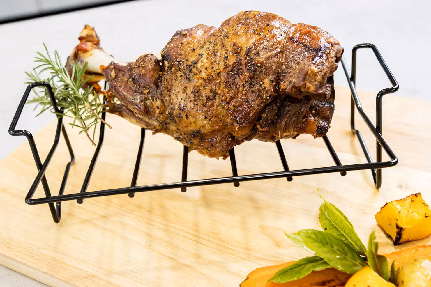KitchenCraft Non-Stick Rectangular Roasting Rack in Black or Grey, Metal W: 30 cm, D: 21 cm – 2