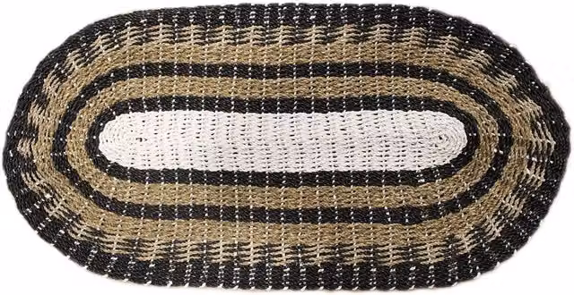 Serenityy Oval Woven Seagrass Rug in Black, White and Beige, W/D: 60 x 120 cm – 1