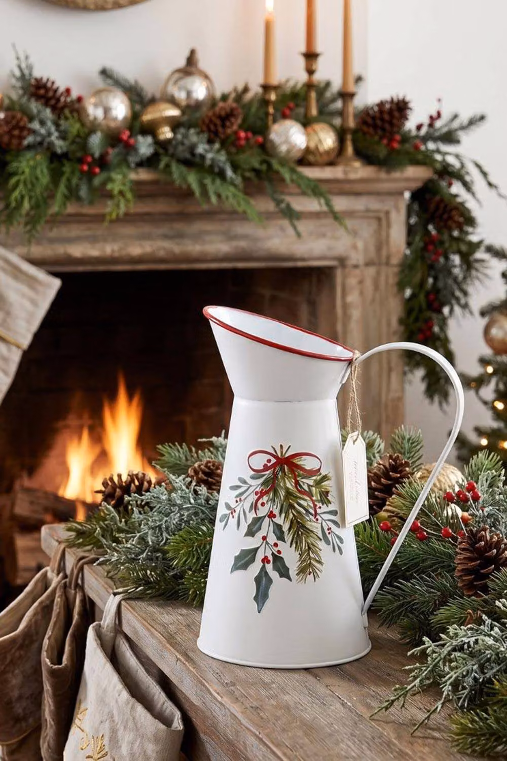 Homescapes White Metal Christmas Holly Sprig Decorative Jug, Height: 24.5 cm – 3