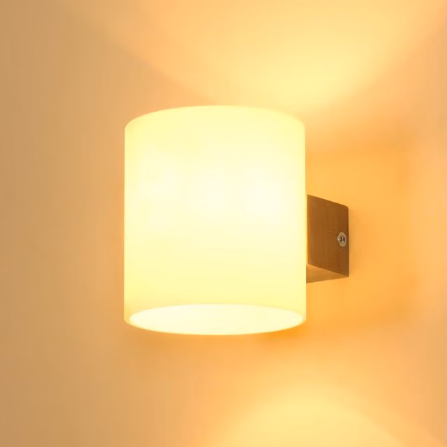 Pheashine Scandinavian Style Wooden LED Wall Light in Light Brown with E27 Socket – 1