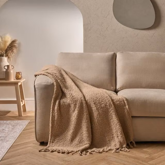 OHS Fleece Throw Blanket with Fringes in Beige and Yellow