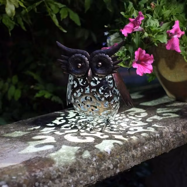 Smart Solar Silhouette Solar Owl in Bronze Metal