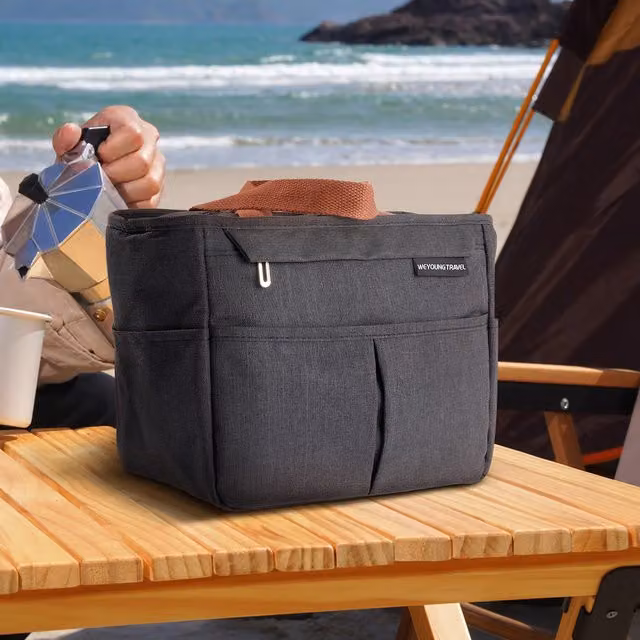 Livingandhome Waterproof Insulated Lunch Bag, Black, Width: 23 cm