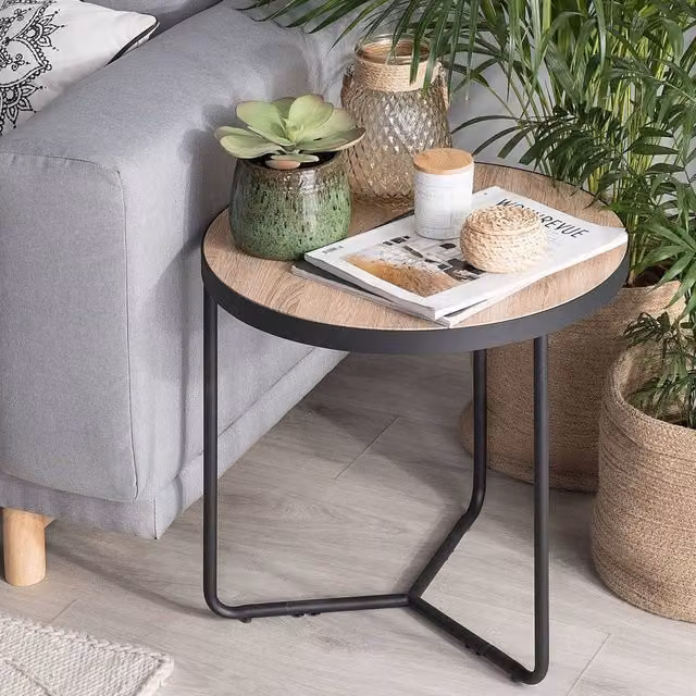 Wyld and Coco Round Coffee Table with Walnut-Style Top and Matte Black Legs, Brown and Black, Diameter: 127 cm x Height: 106.7 cm