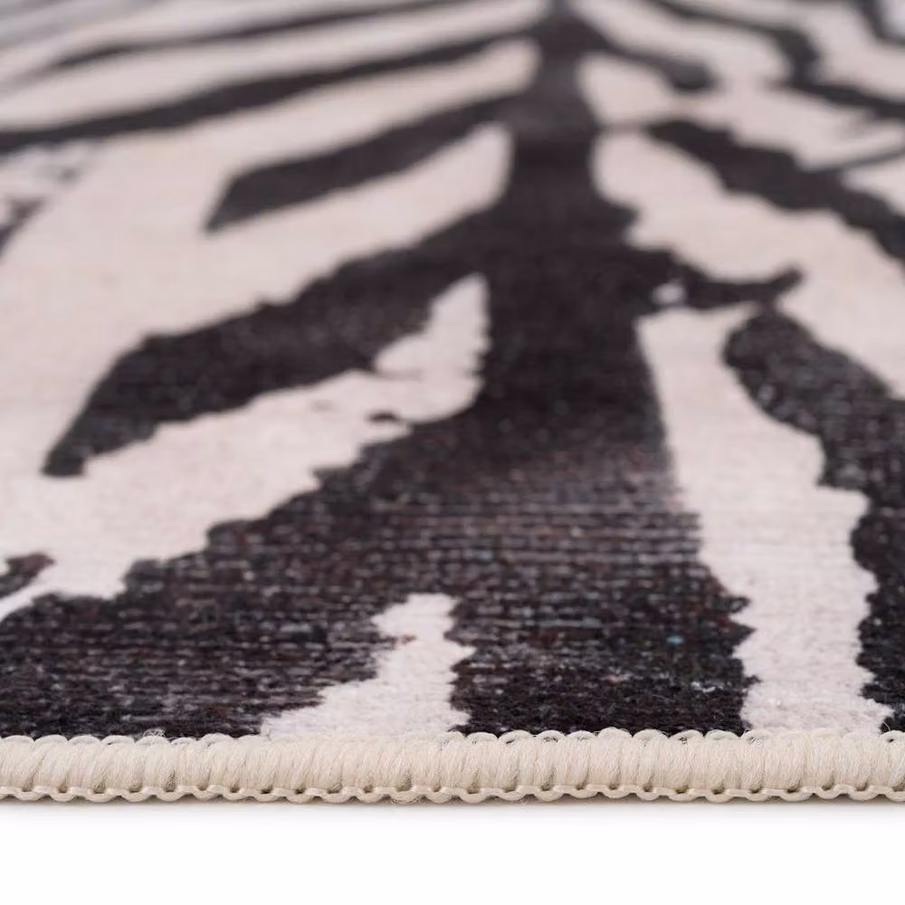 Kukoon Modern Zebra Print Area Rug in Black and White, W: 160 cm, L: 230 cm – 5