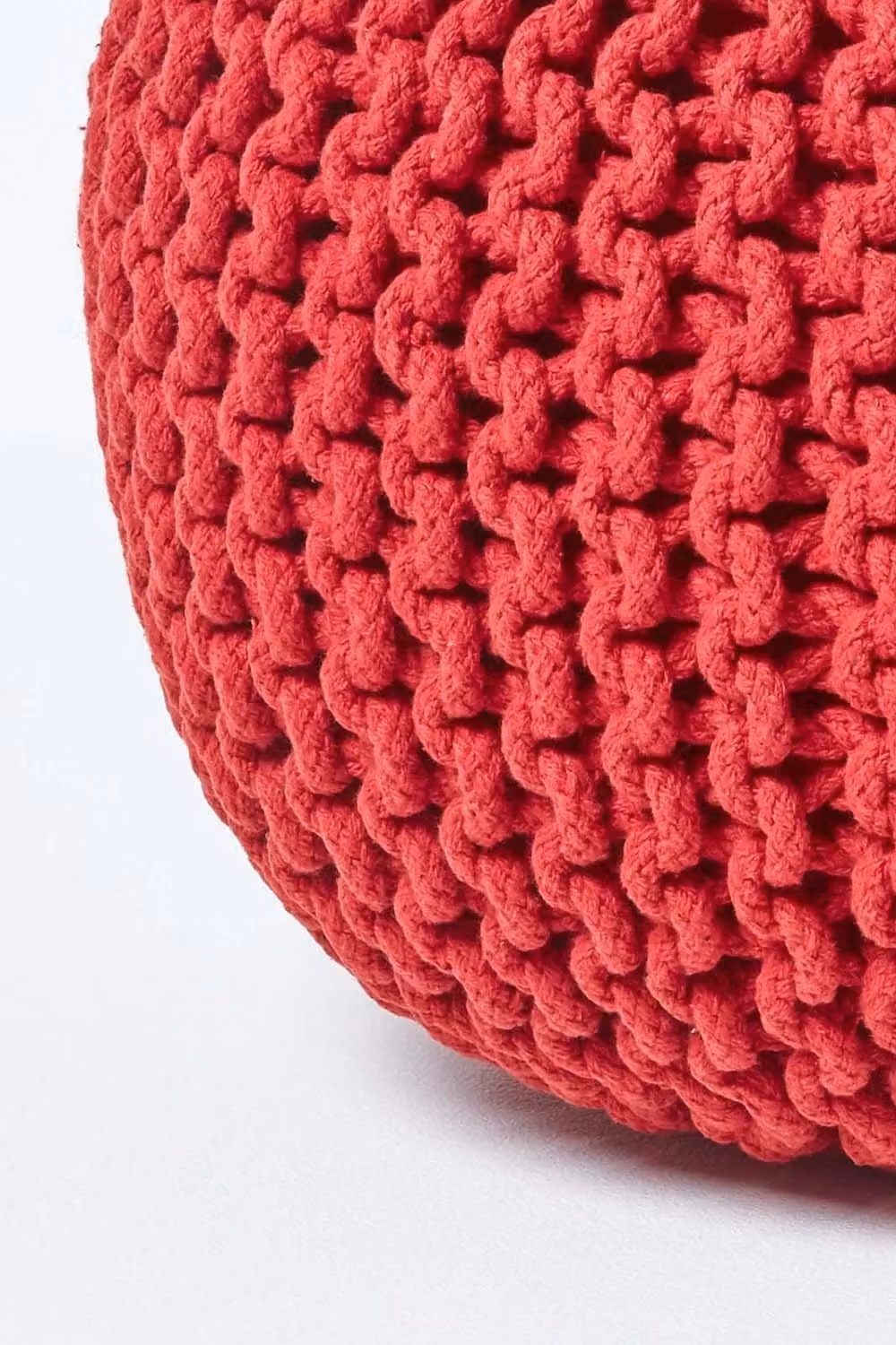 Homescapes Red Round Cotton Knitted Pouffe Footstool – 3