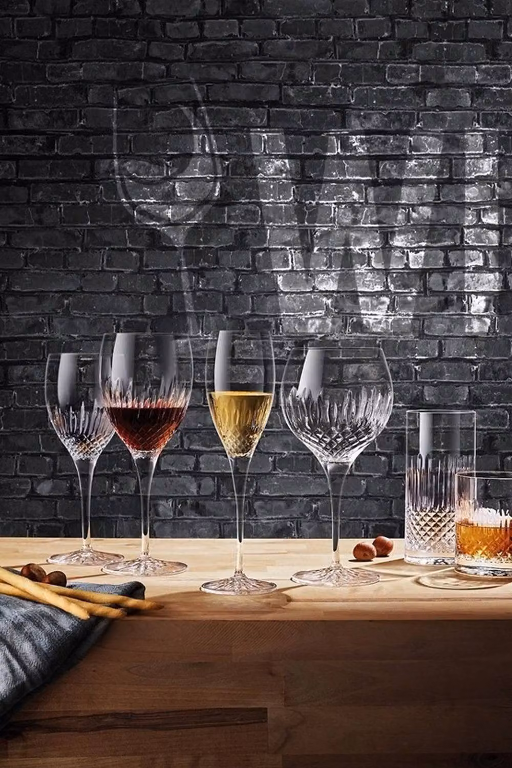 Bormioli Rocco Set of 4 Transparent Crystal Wine Glasses, 520ml – 3