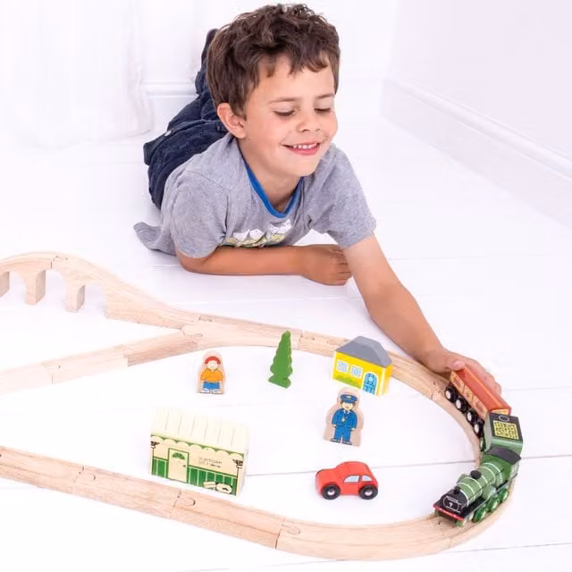 Bigjigs Toys Wooden Push Train Starter Set in Multicolour and Yellow