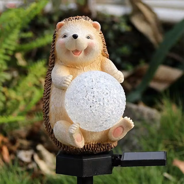 Quipulse Solar Hedgehog LED Outdoor Ground Plug Light in Multicolour – 1