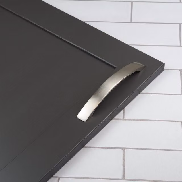 Handle & Home Brushed Silver Bow Cabinet Handle in Aluminium