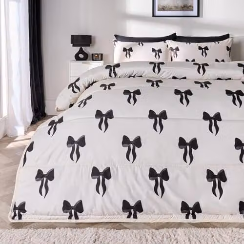 OHS Double 10.5 Tog Coverless Microfibre Duvet and Pillowcase Set with Bow Print in Beige and White, W/D/H: 200 x 200 x 200 cm