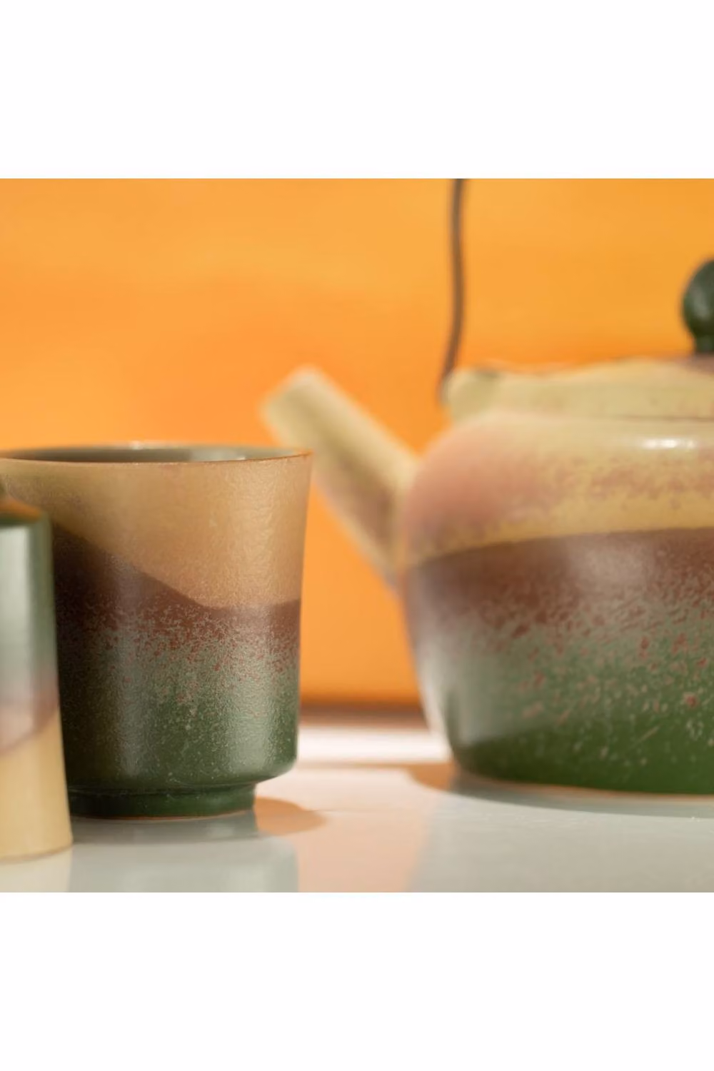 KDMD Japanese Kyusu Style Ceramic Tea Set with Handle Teapot, Infuser and Four Cups in Multicolour – 2