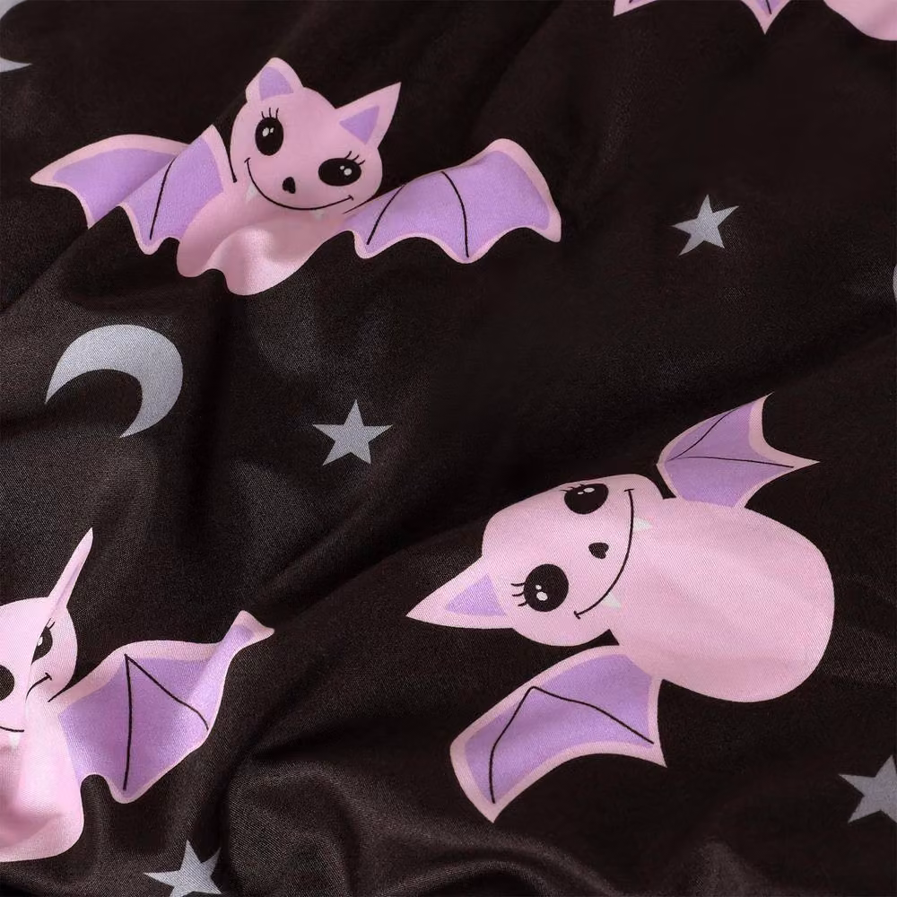 OHS Kids Halloween Bat Print Microfibre Duvet Cover Set in Black and Purple, W: 140 cm, L: 200 cm – 3