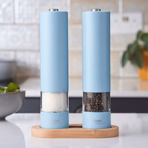 Cooks Professional Electric Salt and Pepper Mill Set with Bamboo Base in Blue – 1