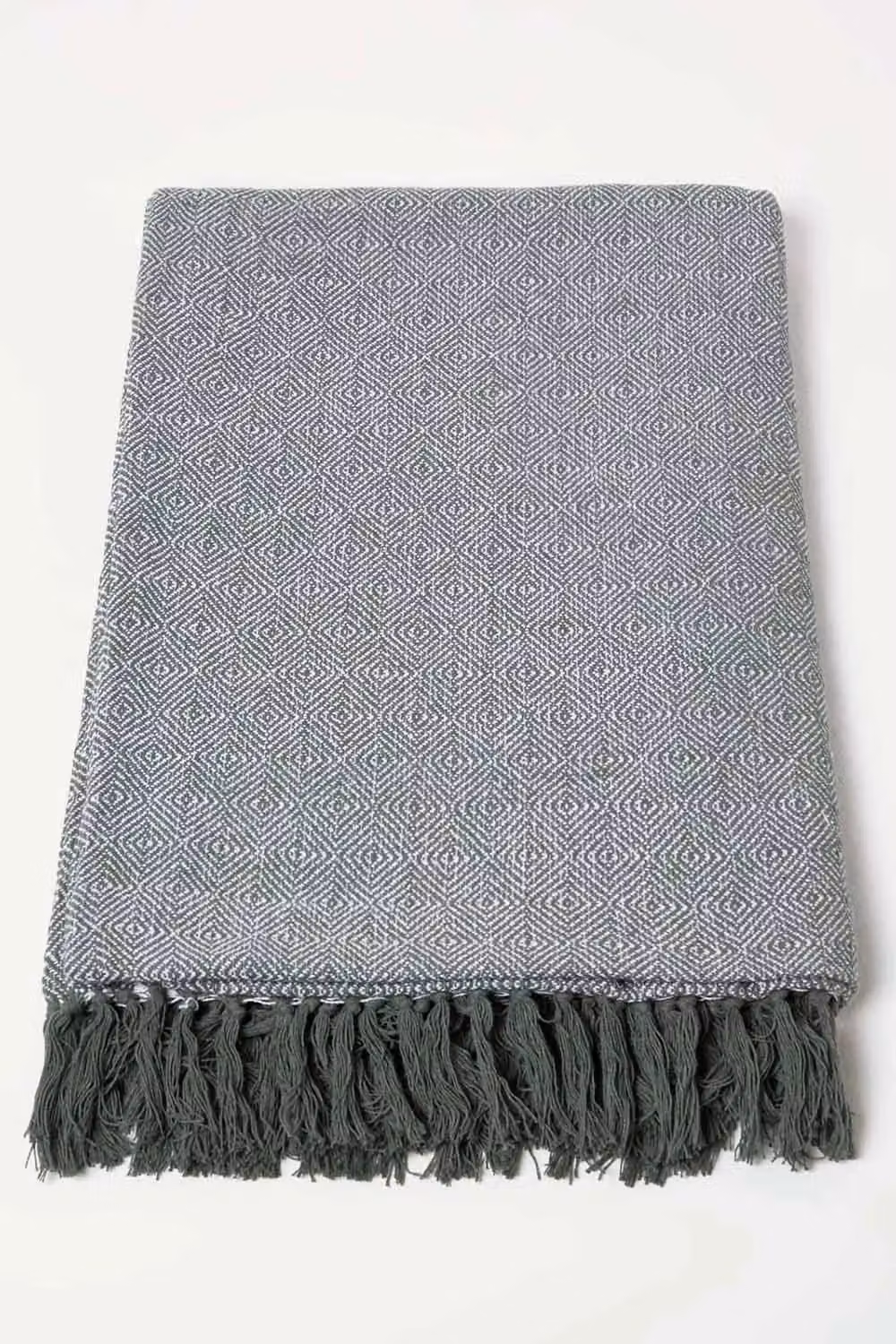 Homescapes Malda Green Cotton Woven Throw with Tassels, W/D/H: 150 x 200 cm – 1