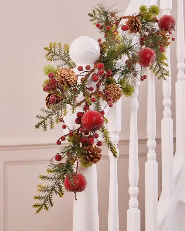 Dibor Country Hedgerow Christmas Garland Table Decoration, Multicolour, 1.8m – 2