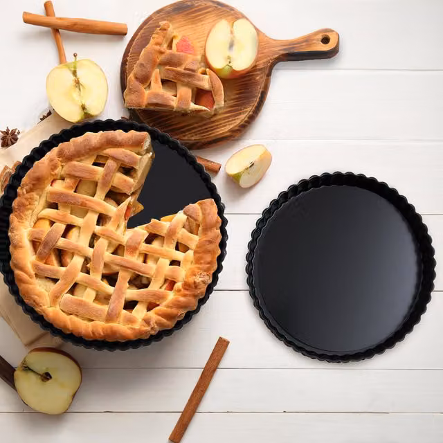 Orsina Set of Two Non-Stick Round Tart Tins with Loose Base, Black