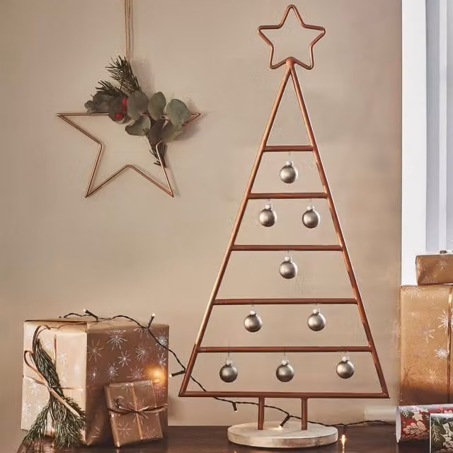 Ivyline Copper Christmas Tree with Star in Metal, H: 71 cm, W: 35 cm, D: 15 cm – 1