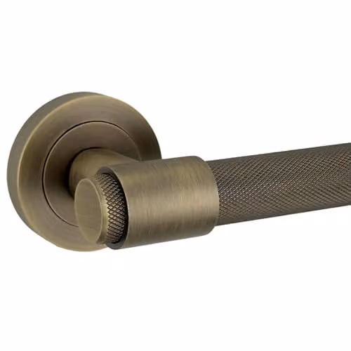 AXS Dakota Internal Door Handle Pair in Antique Brass with Rosette Set for Wooden Doors – 1