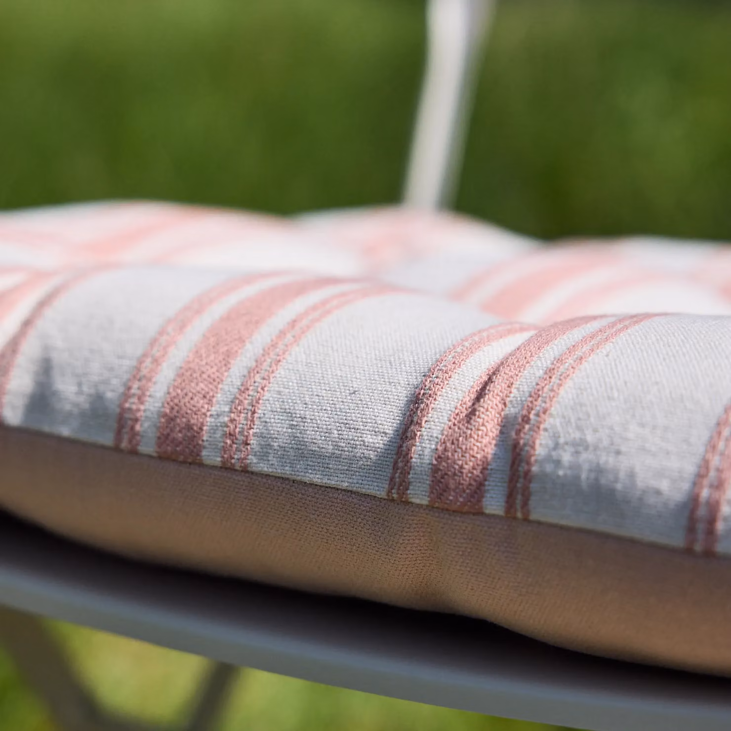 Dibor Set of 2 Pink Cotton Stripe Quilted Reversible Indoor Outdoor Chair Seat Pads, W/D: 40 x 40 cm – 3