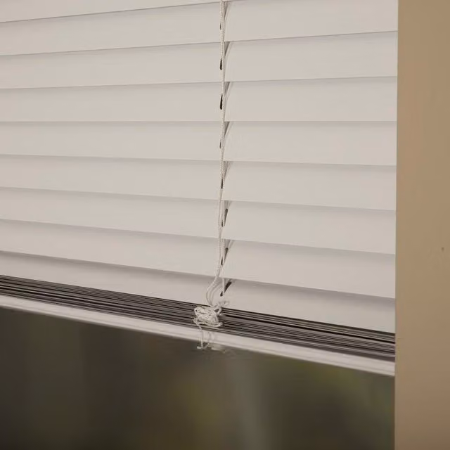 Premier Made To Measure 25mm Matt Aluminium Venetian Blind in White