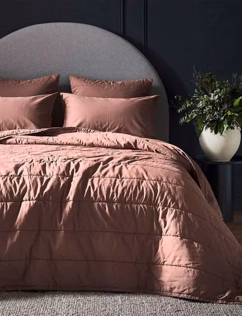Bedfolk Pure Cotton Quilted Throw in Red, Medium