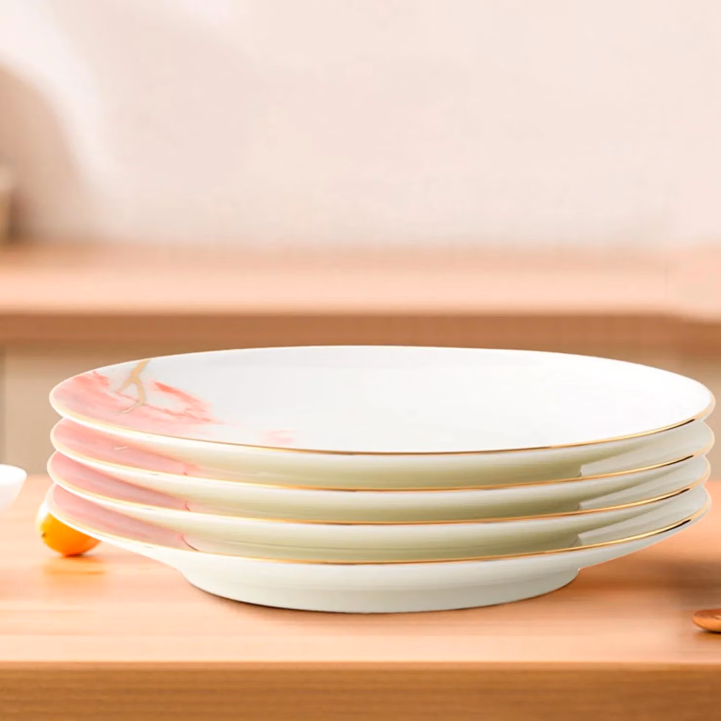 London Boutique White and Gold Porcelain Dinner Plate Set of 4, Diameter: 20.32 cm – 2
