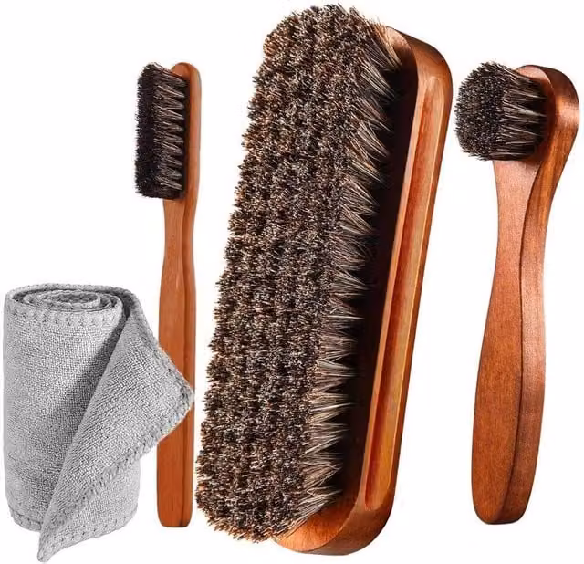 NESTLUNE 4-Piece Horsehair Shoe Shine Brush Set with Microfibre in Brown
