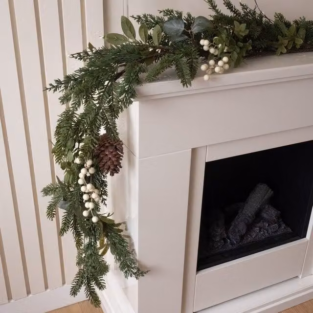 Scottish Everlastings Ltd Green Mistletoe, Pine Cone and Foliage Christmas Garland, 180 cm