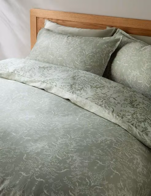 M&S Aida-Alouette Green Floral Damask Sateen Cotton Bedding Set, W: 90 cm, L: 190 cm