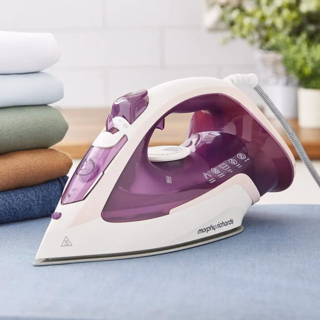 Morphy Richards Steamflow Turbo Steam Iron with Ceramic Soleplate, 2400W, Pink and White – 2