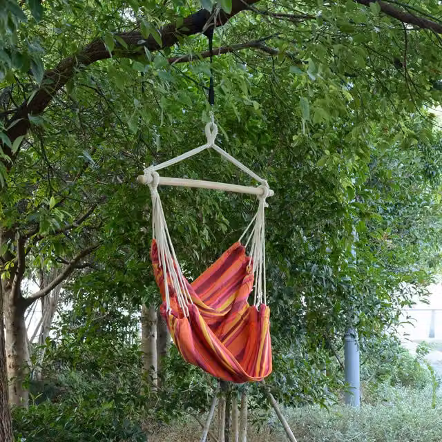 Outsunny Boho Red and Multicolour Hanging Egg Rope Chair with Solid Wood Frame and Cotton Fabric for Adults
