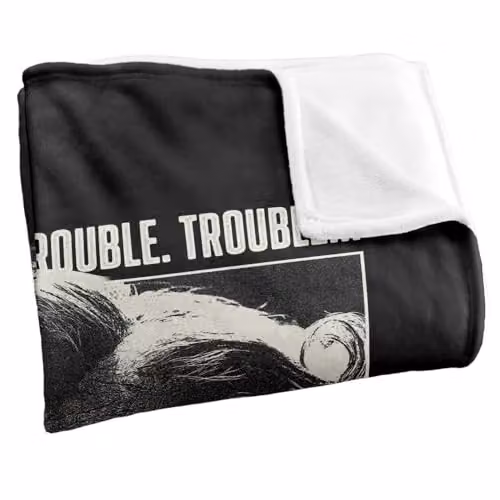 Warner Bros. Welcome To Derry Trouble Silky Touch Super Soft Fleece Throw Blanket, Multicolour – 2
