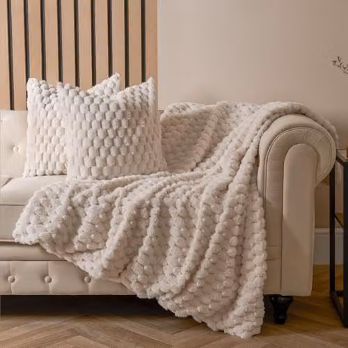 OHS Pack of 2 Faux Fur Waffle Cushion Covers, Beige, W/D/H: 45 x 45 x 45 cm – 1