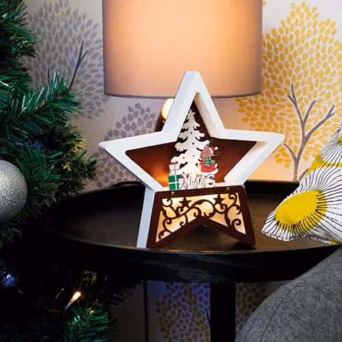 mysmartbuy Battery Powered Wooden Light Up Christmas Star Ornament with Reindeer and Tree Carving, Brown and Multicolour, H: 19 cm, W: 19 cm, D: 3.5 cm – 4