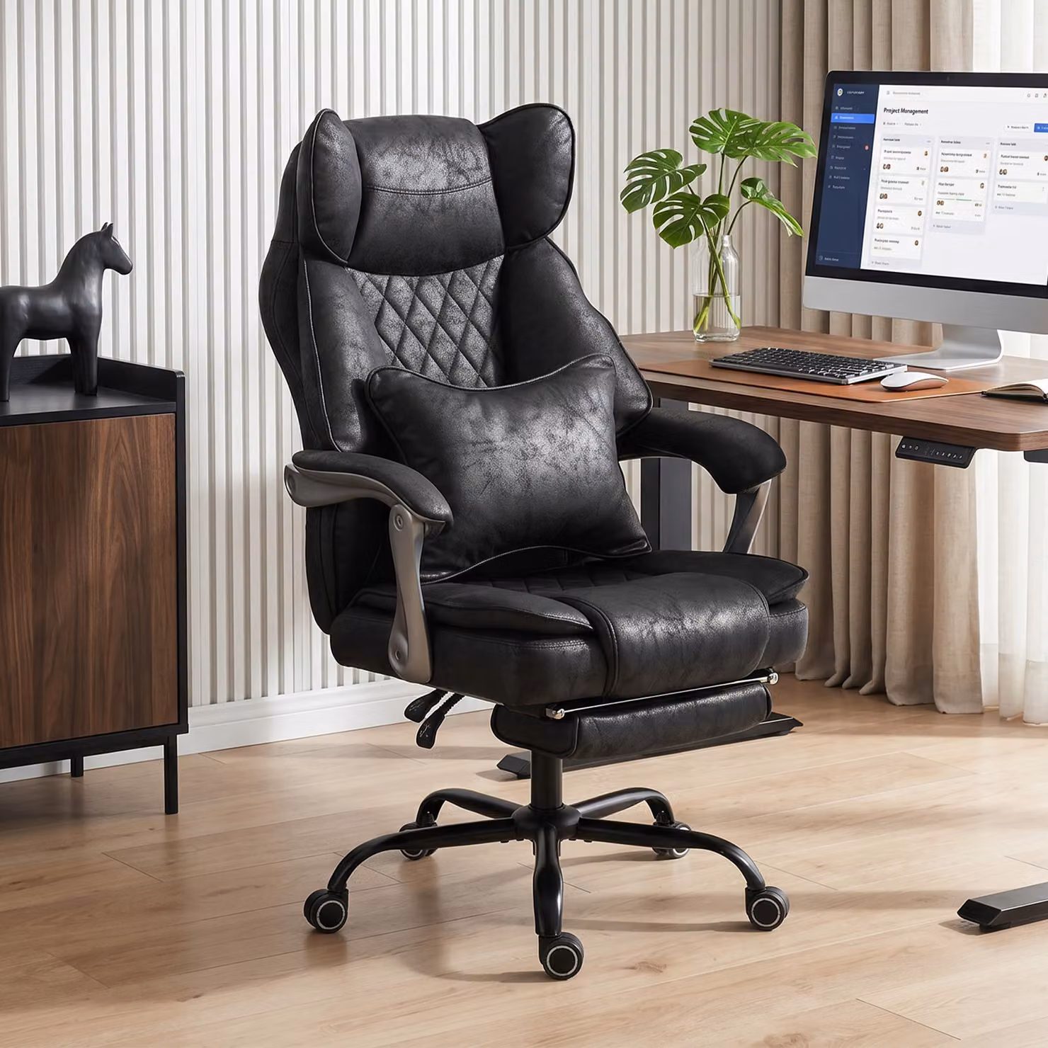 HOMCOM Executive Office Chair in Black with Headrest, Lumbar Support and 180 kg Capacity – 2