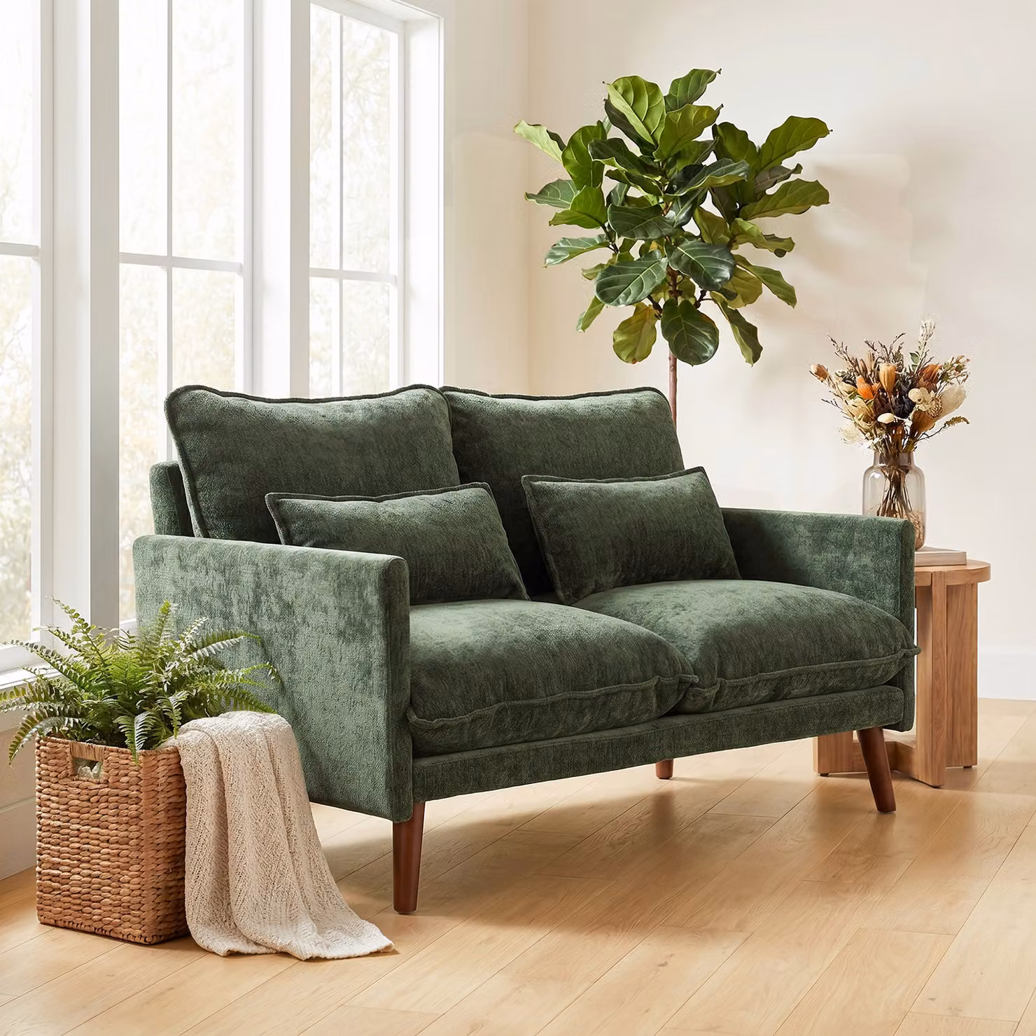 HOMCOM 2 Seater Velvet Sofa in Green with Scatter Cushions and Rubberwood Legs – 2