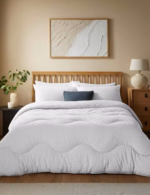 Nightlark Tufted Dots 10.5 Tog Coverless Microfibre Duvet Set in White