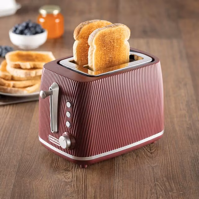Daewoo Cascade 2-Slice Toaster with Defrost, Reheat and Cancel functions in Red