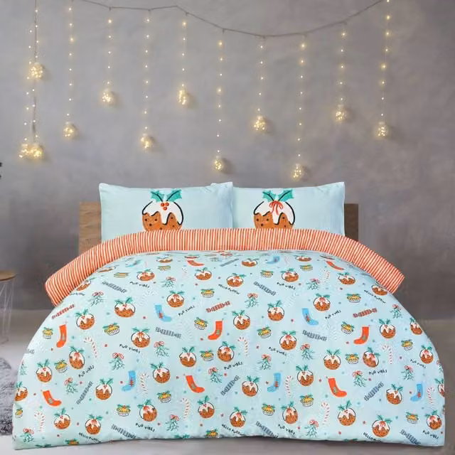 Smart Living Luxury Reversible Christmas Pudding Microfibre Duvet Set, Blue, W/D/H: 135 x 200 cm – 1