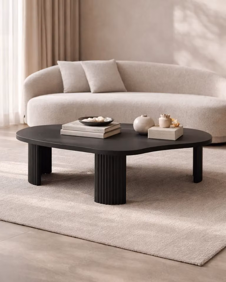 Tommy Franks Prelude Large Oval Coffee Table in Oak and Black Wood, W/D/H: 125.0 x 76.7 x 40.0 cm
