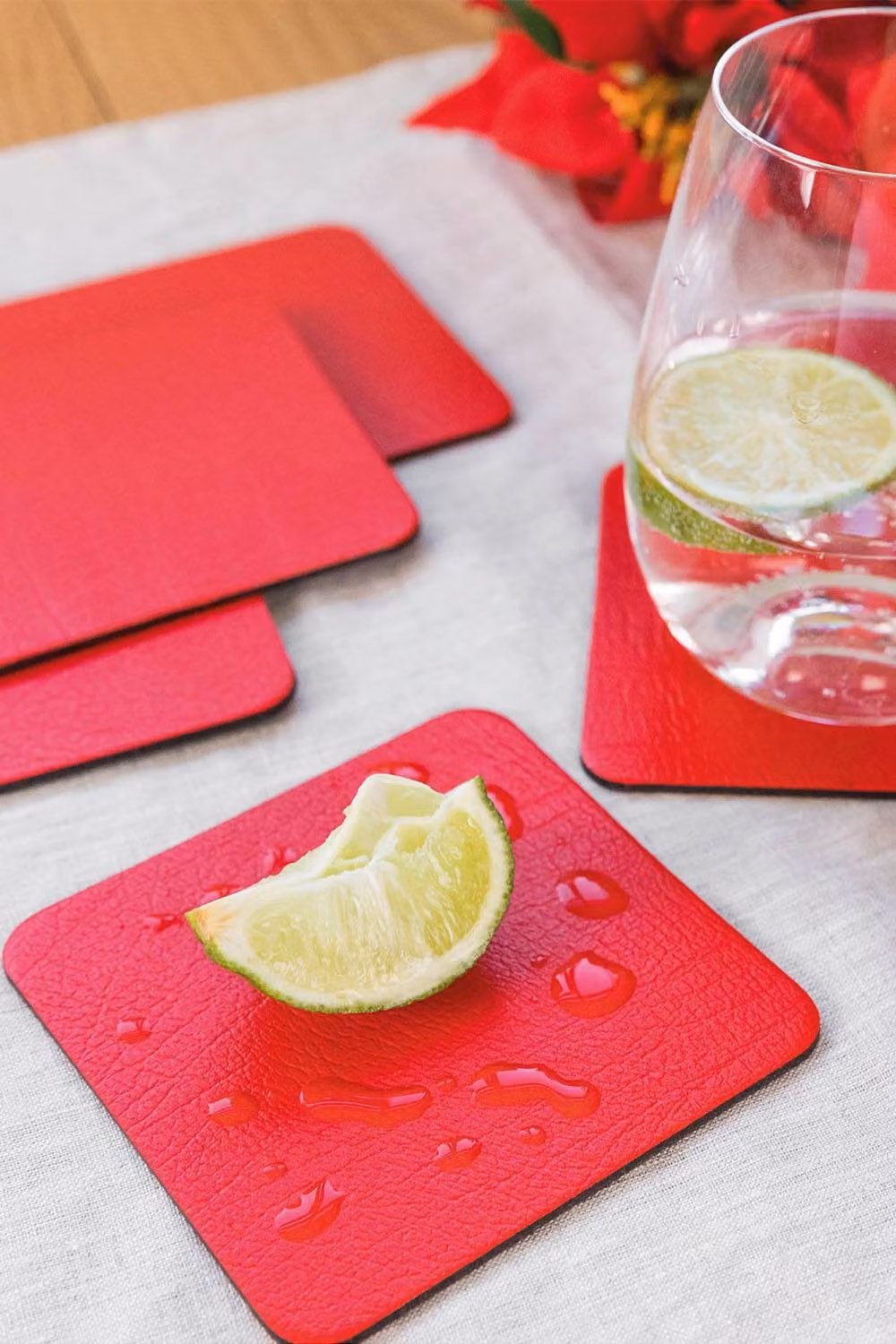 Lara May Set of 6 Red Reprocessed Leather Placemats and 6 Leather Coasters – 3