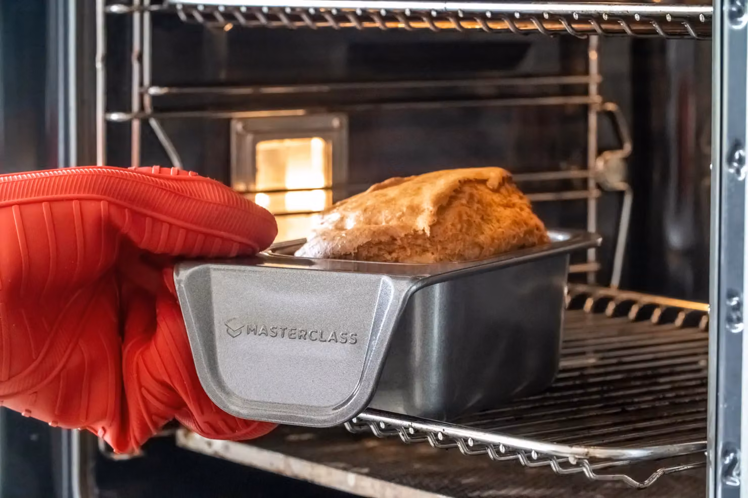 MasterClass Non-Stick Rectangular Carbon Steel Loaf Tin, 1lb, Grey – 3