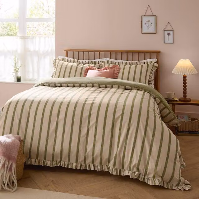 Wylder Connie Striped Reversible Cotton Duvet Cover Set in Green, W/H: 90 x 200 cm