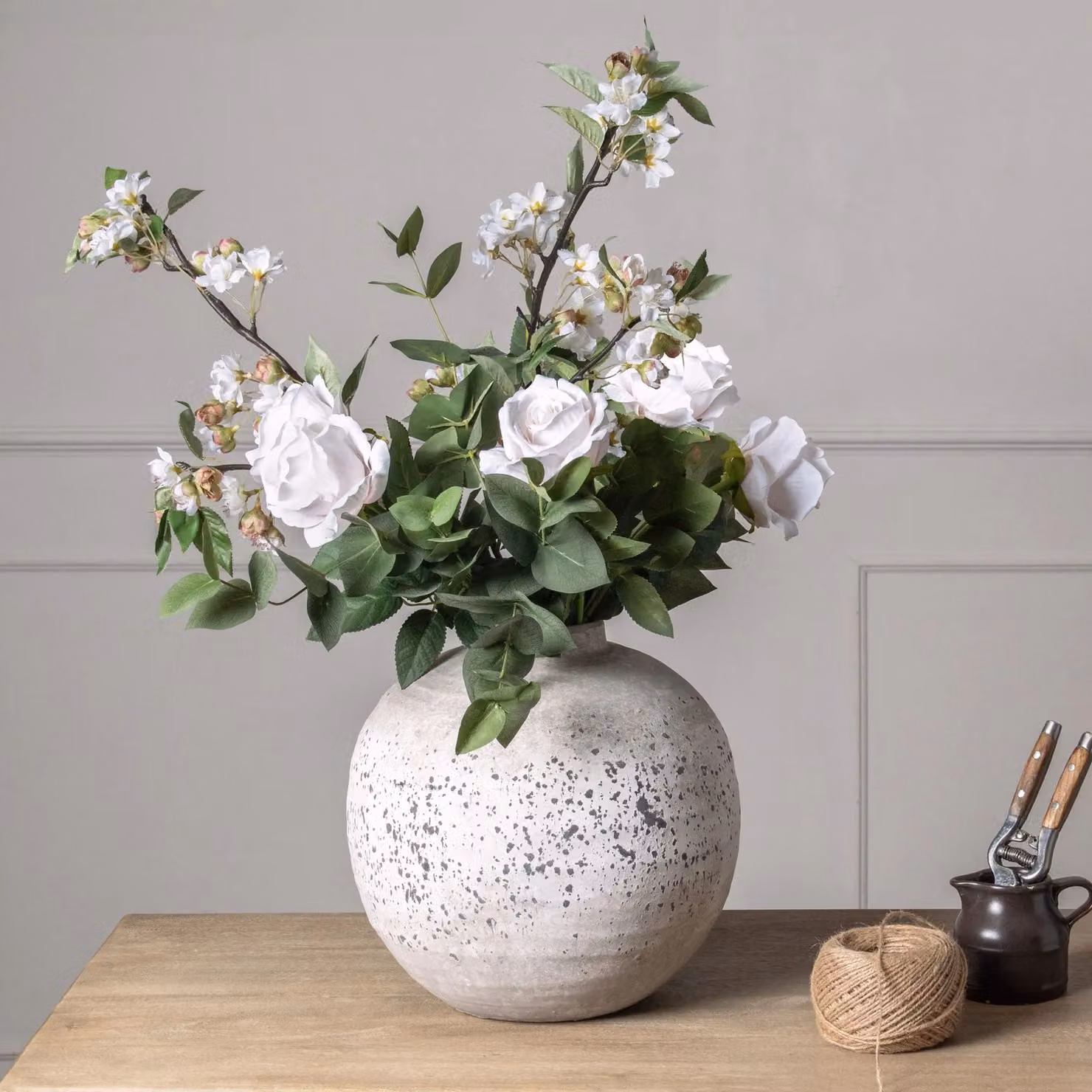 Love Lace Tiber Stone Ceramic Vase in Sand – 2