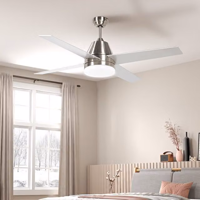 HOMCOM Reversible Ceiling Fan with LED Light, Silver, Diameter: 129 cm