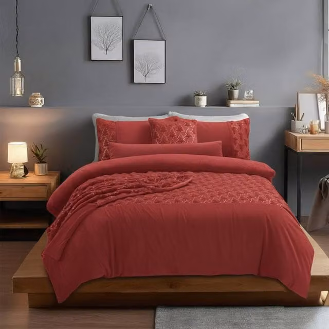 Snug City Christmas Tree Teddy Duvet Cover and Pillowcase Set in Red, King Size, W: 180 cm, L: 200 cm – 1