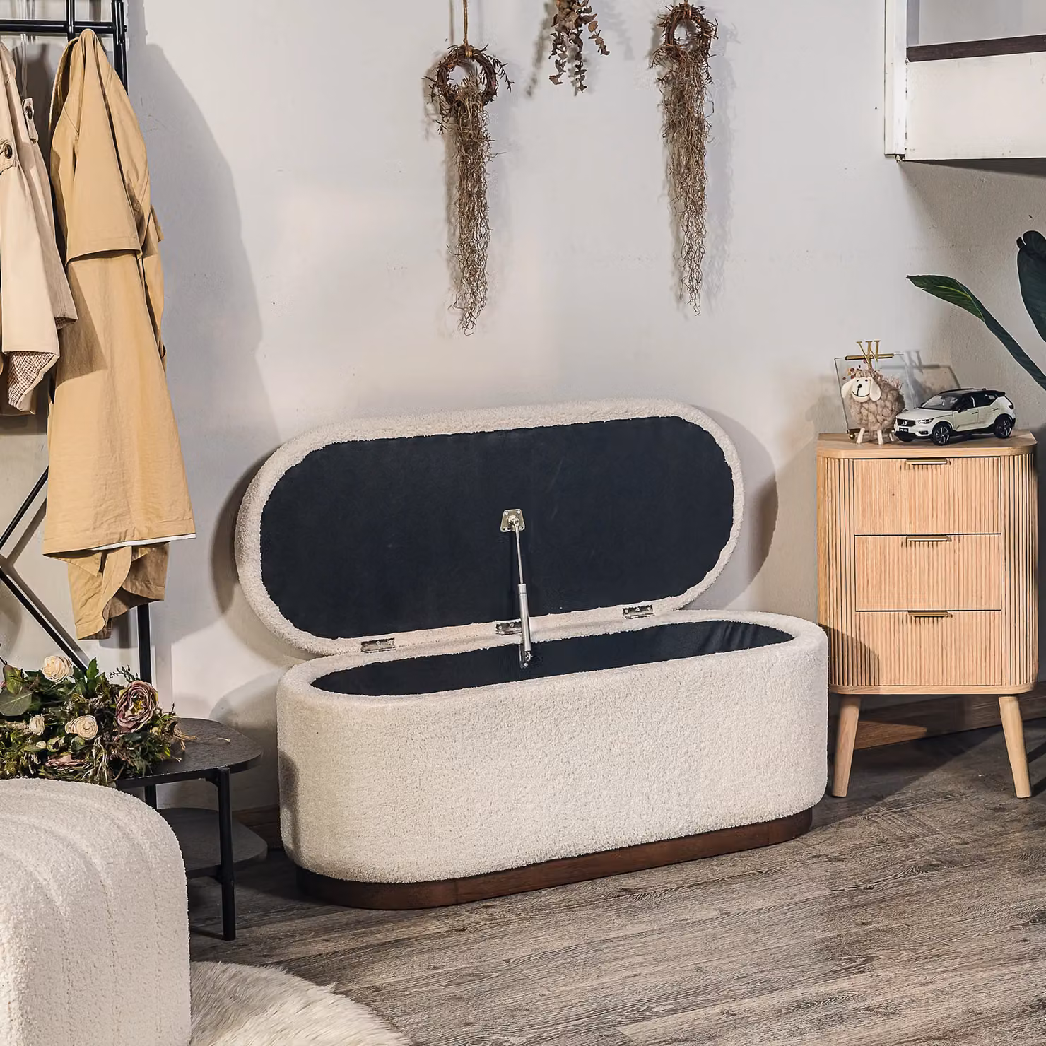 Nordlys Scandinavian Design White Bouclé Upholstered Bench – 2