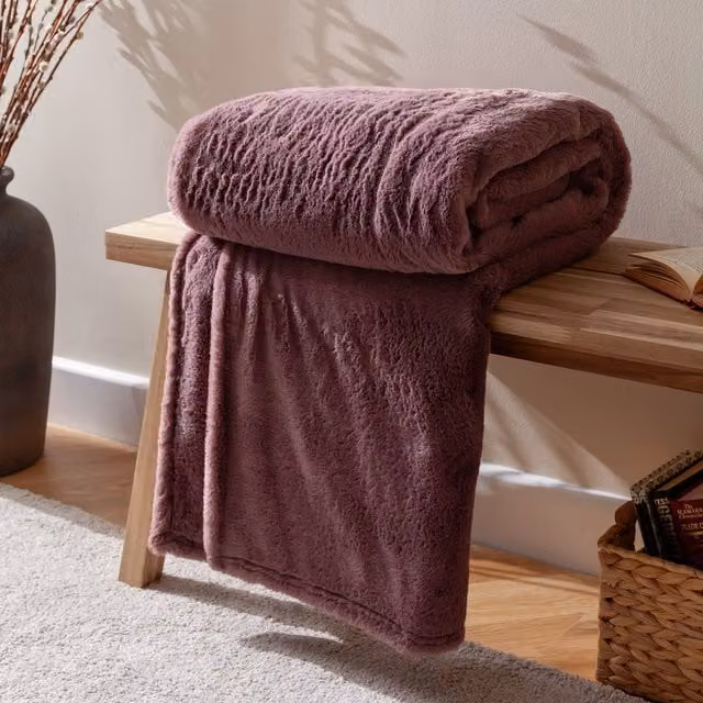 Furn Kallu Reversible Double-Sided Faux Fur Throw in Purple and Multicolour, W/D/H: 130 x 180 cm – 4